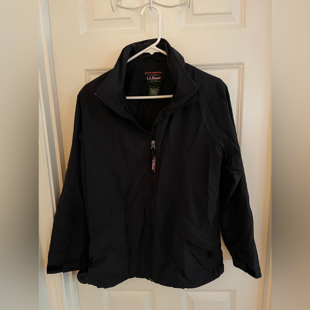 Vintage LL Bean Women’s lightweight Jacket with hidden hood (S)
